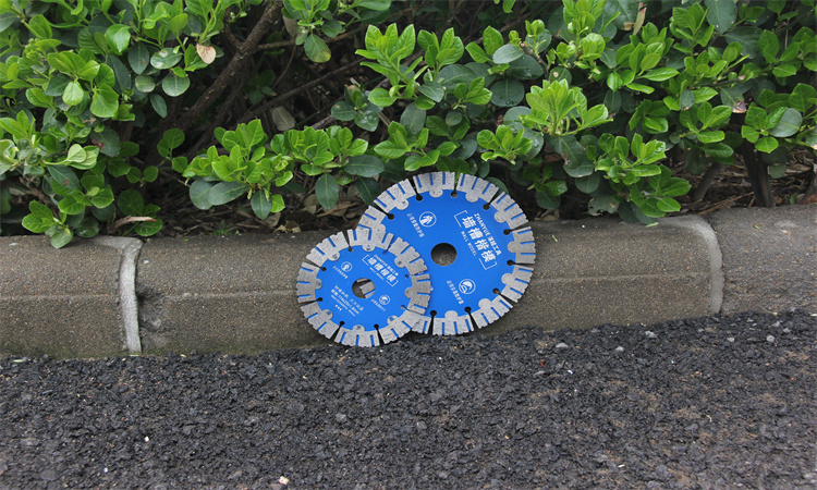 Diamond Saw Blade — 1. Match the Diamond